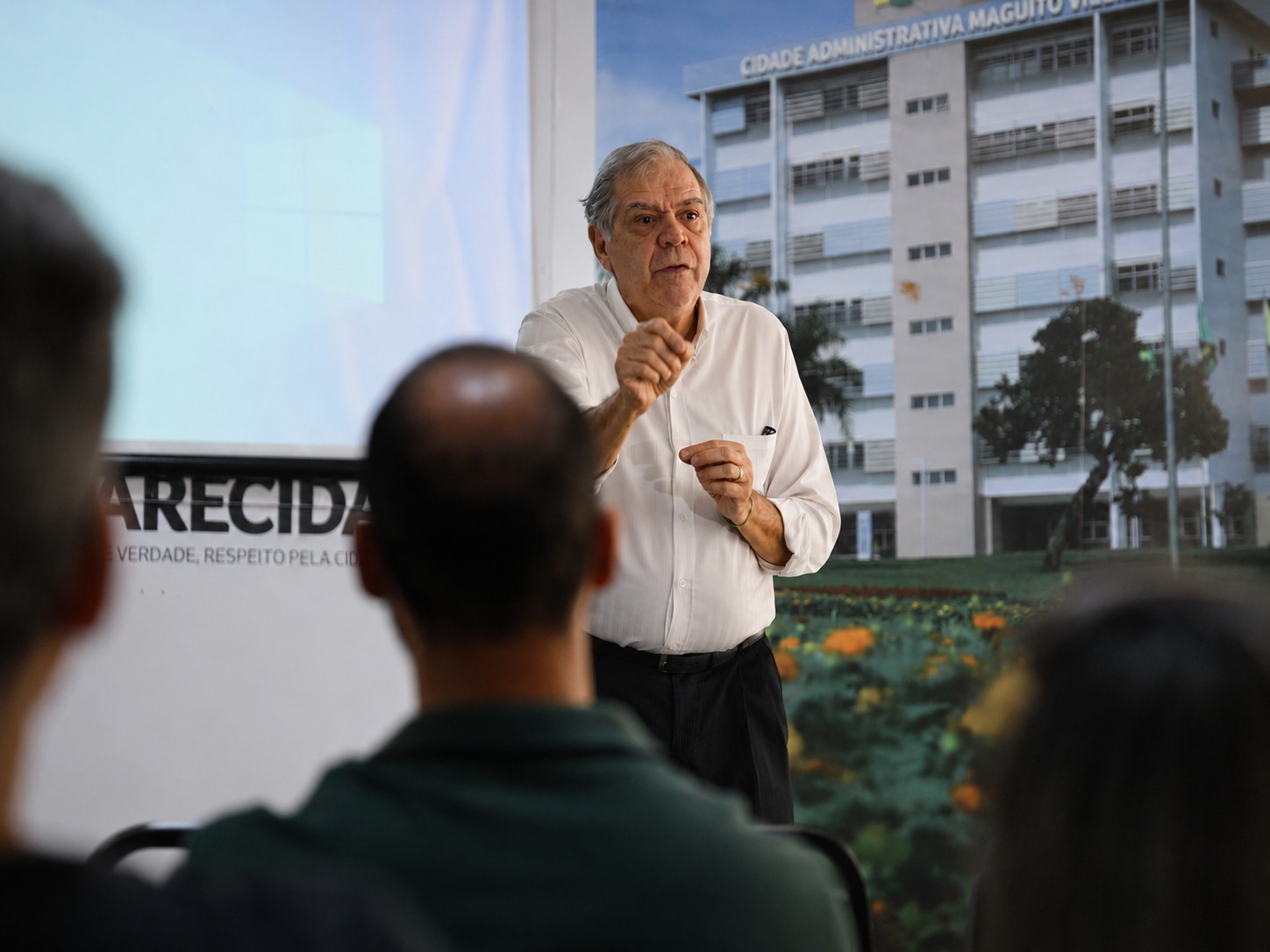 Prefeitura de Aparecida realiza audiência pública para elaboração da LOA 2027 com participação da população